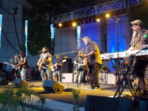 Late-Night Jam: Los Lonely Boys joined Los Lobos near their end of their set. 