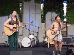 Kate Pillsbury and Emilee Petersmark of The Crane Wives. 