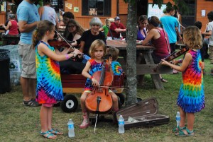 Young Buskers: From tots to seniors, musicians filled the Wheatland air. (Photo/Anna Sink)