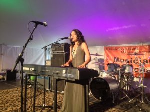 Amanda Vernon (Photo/Local Spins)