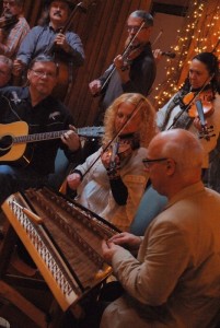 In Tribute: Musicians gathered for the wake of Bill Nieusma at Deer Run Golf Club. (Photo/Kristine Carpenter)