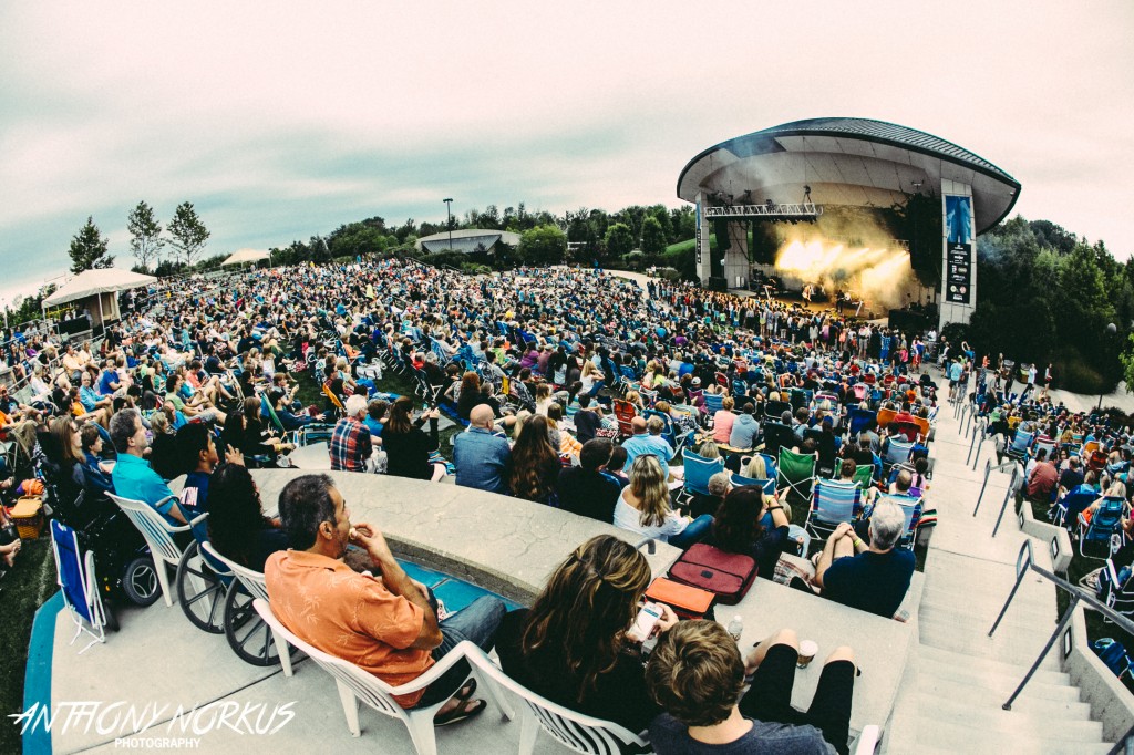 Big Crowds for Diverse Acts: Meijer Gardens getting set for 2014 series. (Photo/Anthony Norkus)