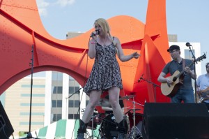 Kari Lynch Band on the Calder Stage (Photo/Tori Thomas)