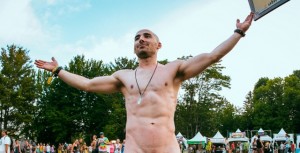 Clothing Optional: Except for shoes, of course. (Photo/Anthony Norkus)