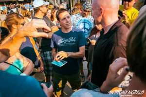 Signature Moment: Toad the Wet Sprocket's Glen Phillips greeted fans and signed autographs after his set. (Photo/Anthony Norkus)