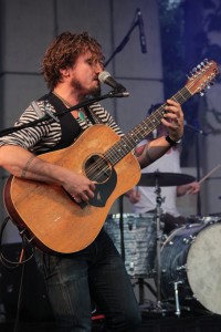 Acoustic Guitar Dazzle: Butler (Photo/Anna Sink)