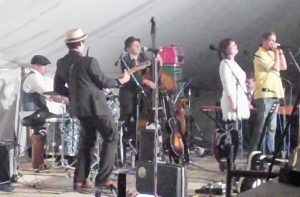 A Bandbox Jubilee: Rachael Davis and band. (Photo/Local Spins)