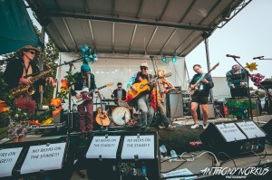 Joe Hertler & The Rainbow Seekers (Photo/Anthony Norkus)