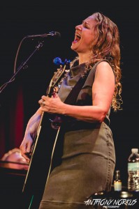 Power and Passion: Joan Osborne at Wealthy Theatre. (Photo/Anthony Norkus)