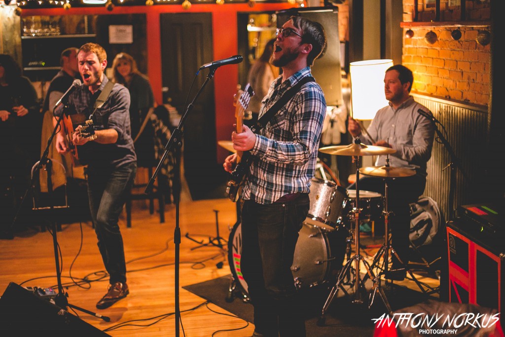 Mitten Music: Valentiger revved up fans at Mitten Brewing on Friday night. (Photo/Anthony Norkus)