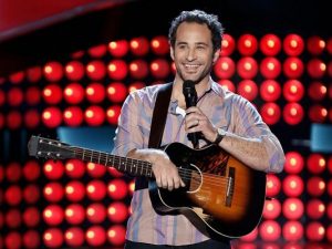 Moving to Battle Rounds: Joshua Davis on "The Voice" (Photo/NBCUniversalMediaVillage)