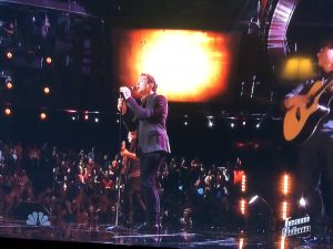 Sans Guitar: The singer-songwriter performed without an instrument on Monday.