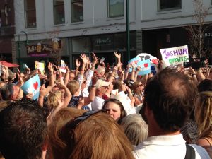 Hometown Hero: Davis greeting Traverse City fans earlier this month. (Photo/Mike Norton)