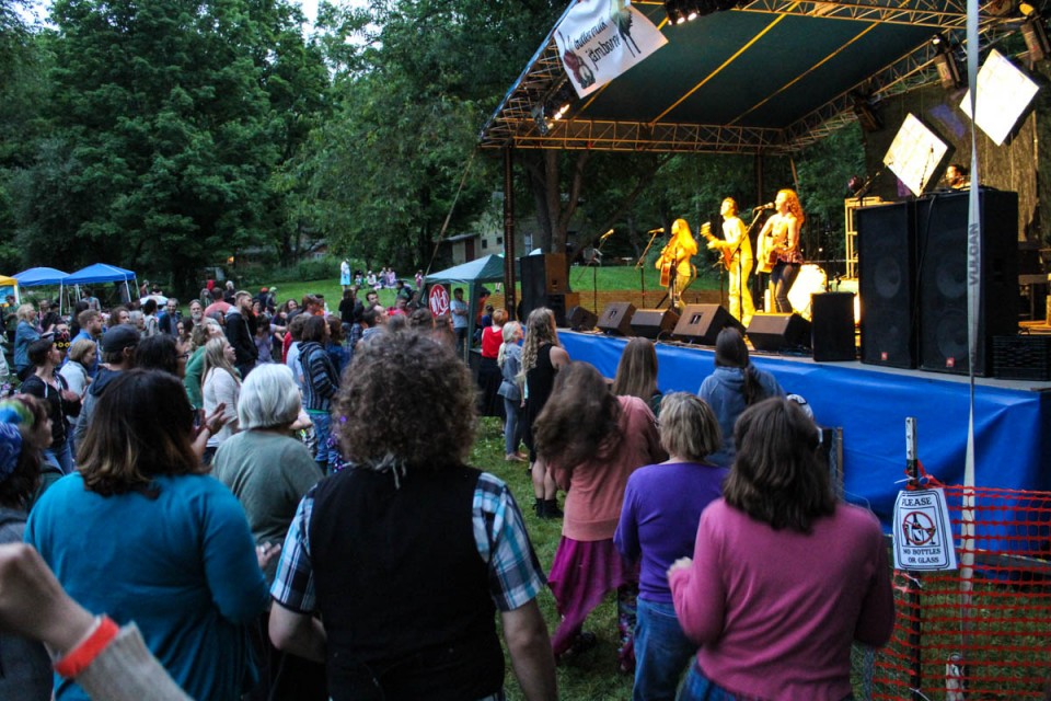 Buttermilk Jamboree, B93 Bash, Less Than Jake Photos