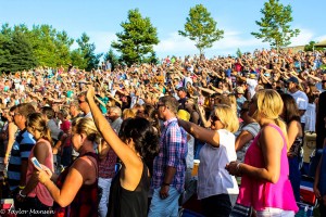 Standing O: The Meijer Gardens crowd on Sunday. (Photo/Taylor Mansen)