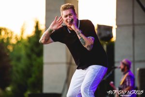 Tour Emcee: Sugar Ray's Mark McGrath led the cavalcade of bands and hits. (Photo/Anthony Norkus)