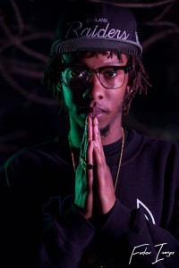 B. Sykes (Photo/Foster Images)