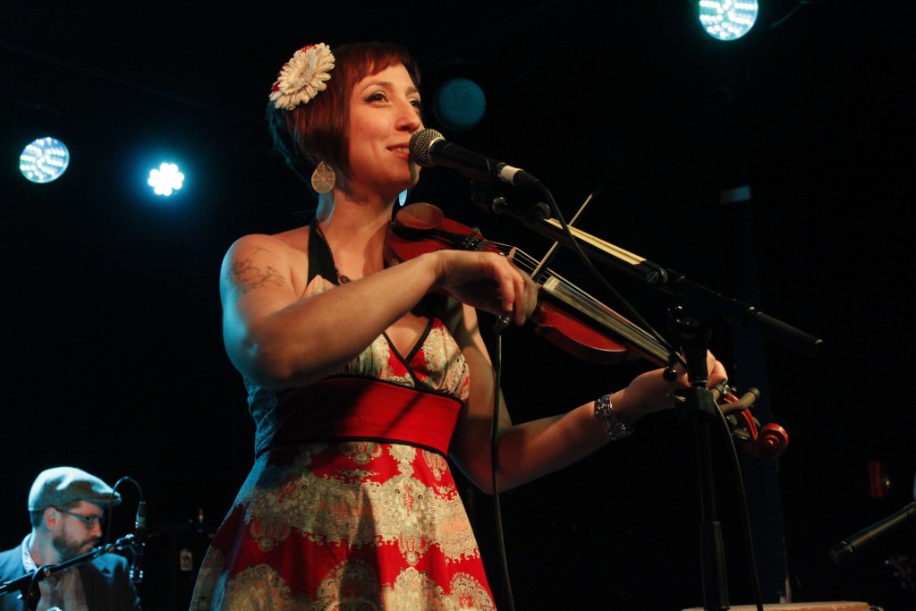 World Music-Hued Folk: Erin Zindle led The Ragbirds at The Pyramid Scheme. (Photo/Anna Sink)