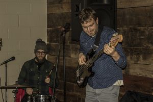 A Hangout for Musicians: Elk Brewing hosts open mics on Tuesdays and performances on Thursdays. (Photo/Ricky Olmos)