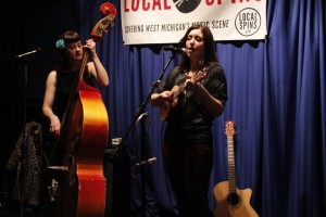 Rare Vibe: Megan Dooley performing with Delilah DeWylde. (Photo/Anna Sink)