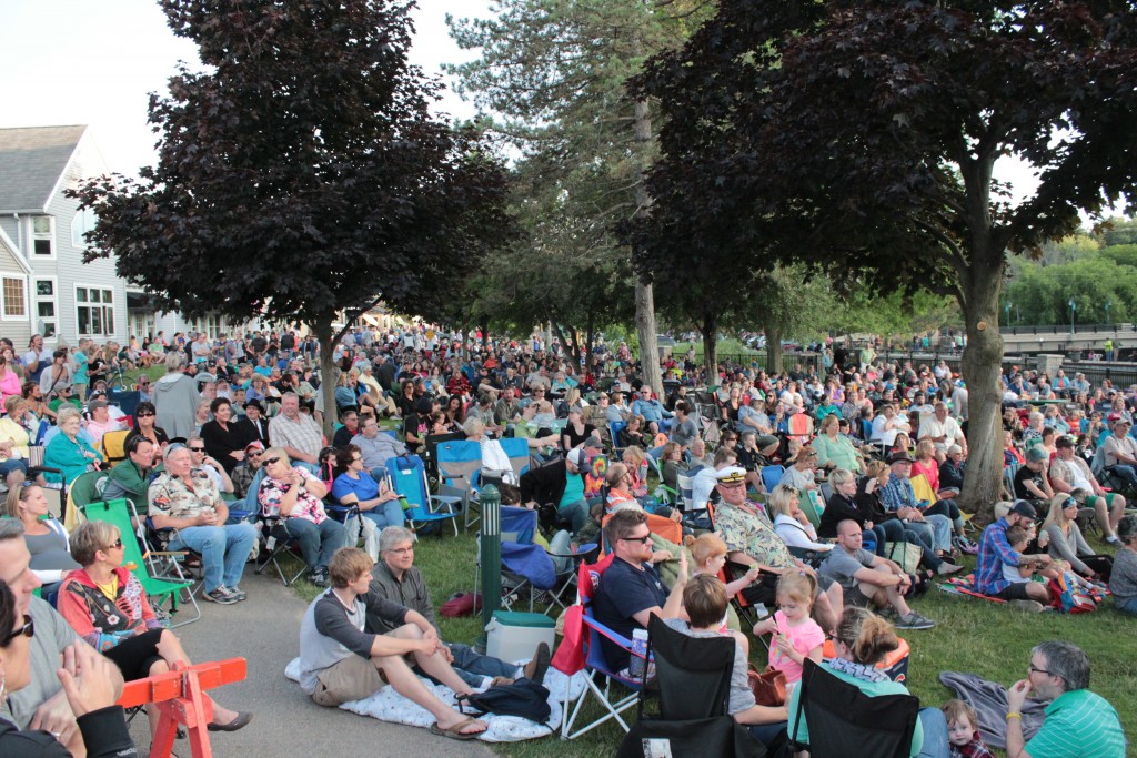 Community Concert Paradise: West Michigan boasts many summer series, including this one in Rockford. (Photo/Anna Sink)