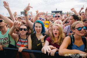 Loving the Vibe: Thousands packed West Riverfront Park on Sunday. (Photo/Anthony Norkus)