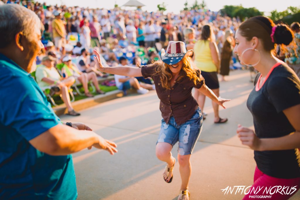 Lighting up the Dance Floor: Fans got into the mood Wednesday at Meijer Gardens. (Photo/Anthony Norkus)