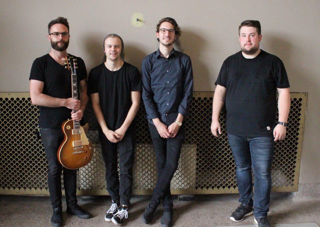 Loving Autumn and Rock: The Autumnatics (Photo/Anna Sink)