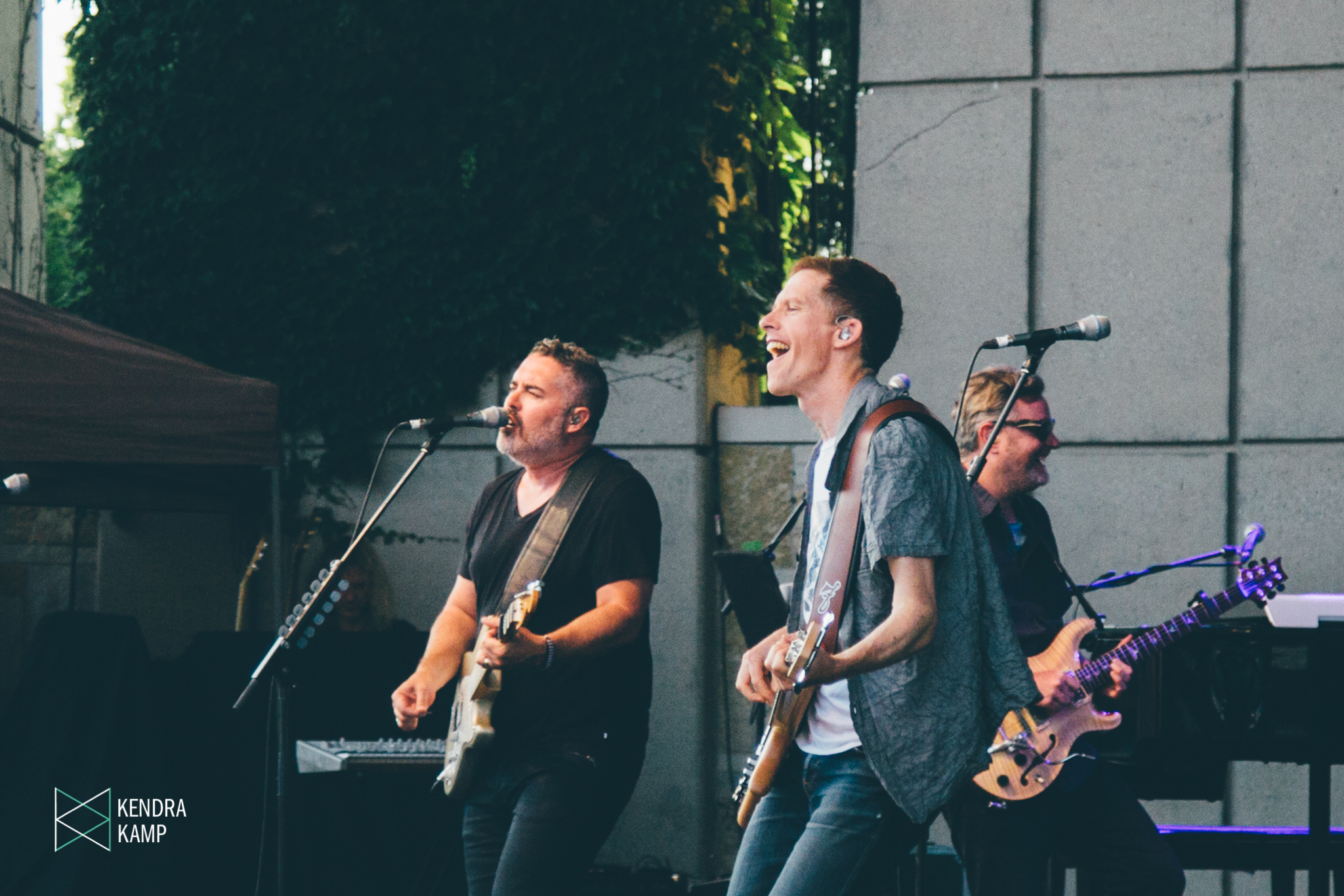 Barenaked Ladies make fans feel like a million dollars at steamy Grand