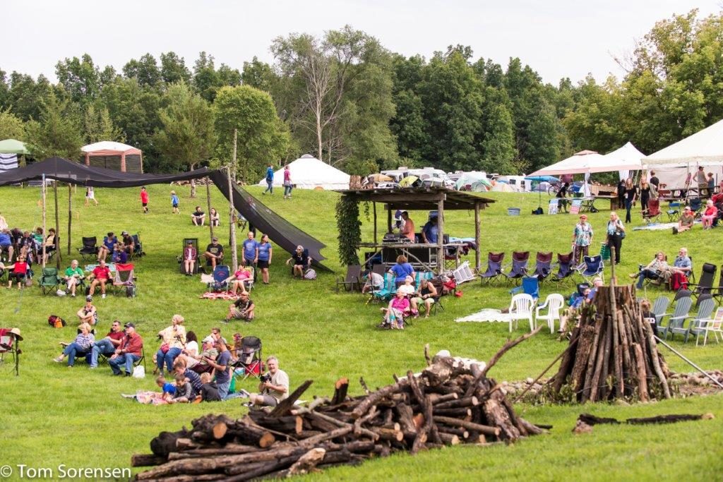 the go rounds, appleseed collective, earth radio primed to howl