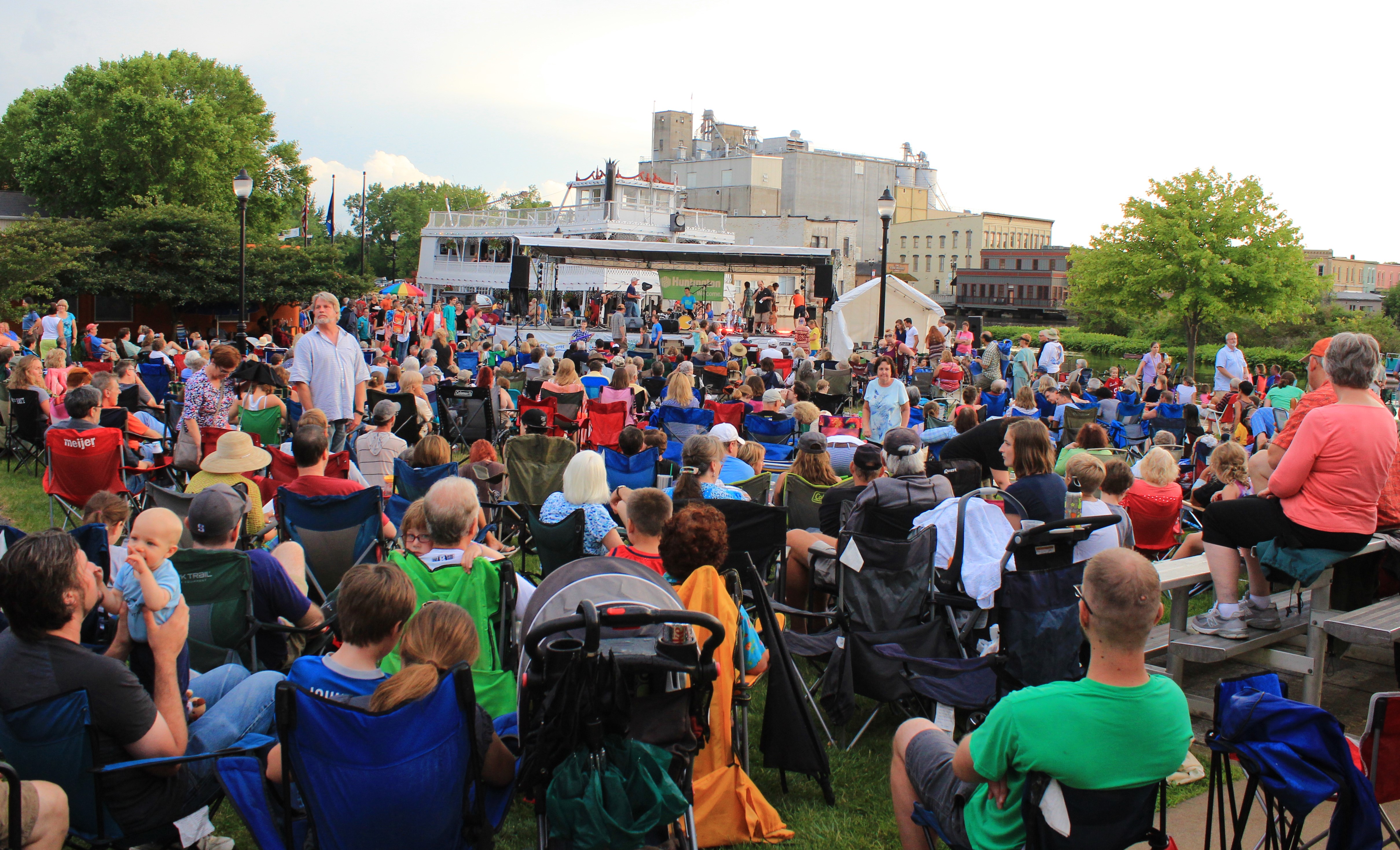 Lowell Sparta More Set To Resume Outdoor Summer Concerts Local Spins