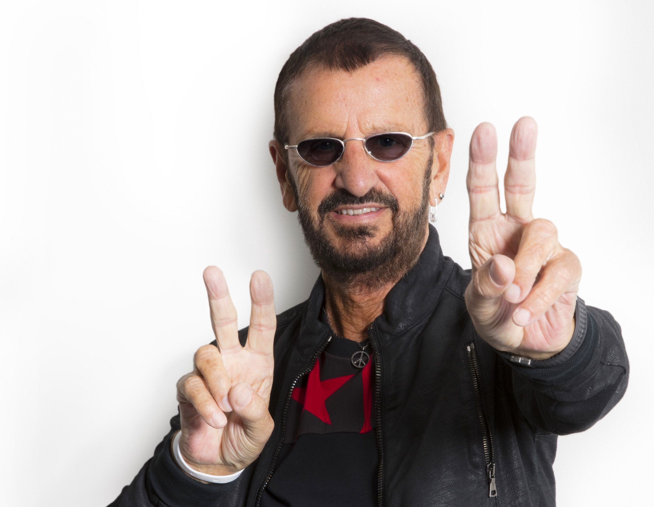 Ringo Starr sows boundless energy on road with All Starr pals