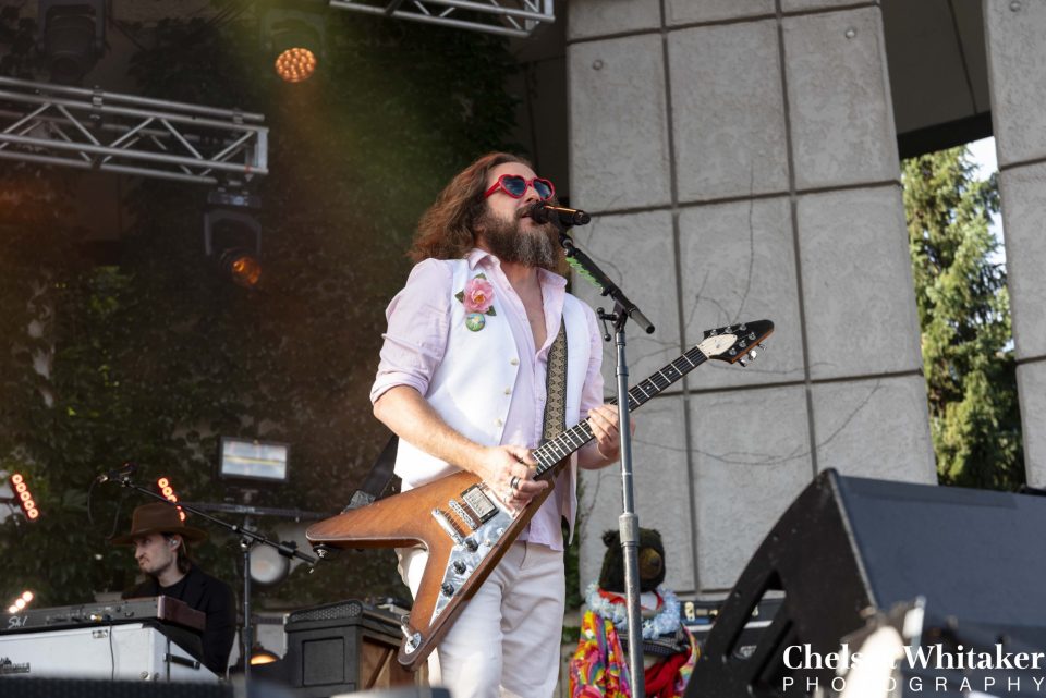 My Morning Jacket amps it up in raucous GR show - Local Spins