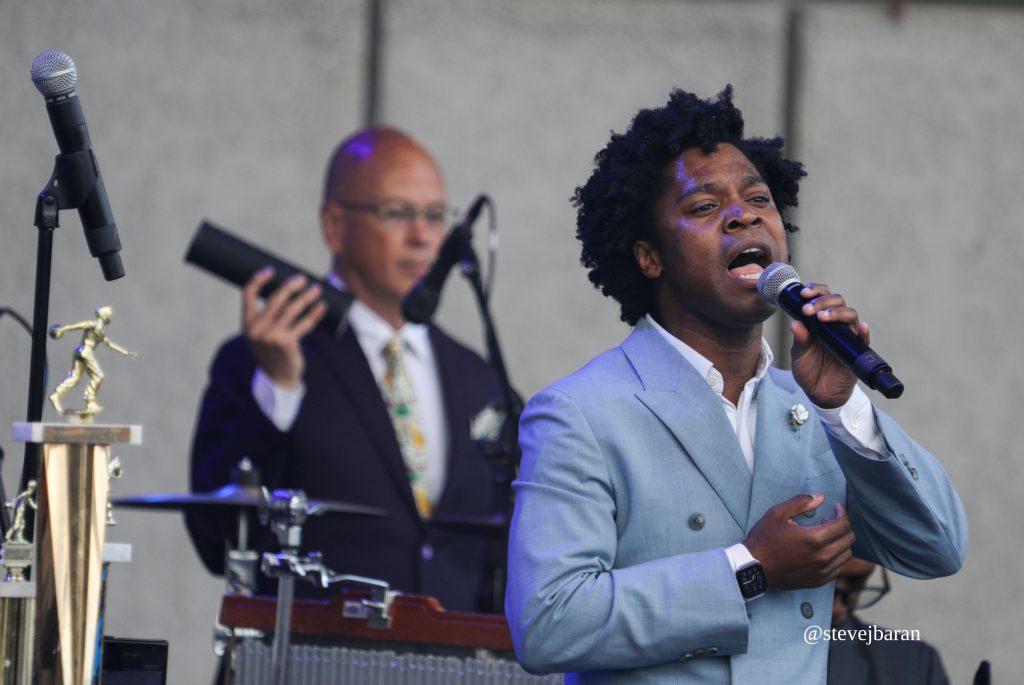 Incandescent, internationally flavored Pink Martini toasts perfect evening