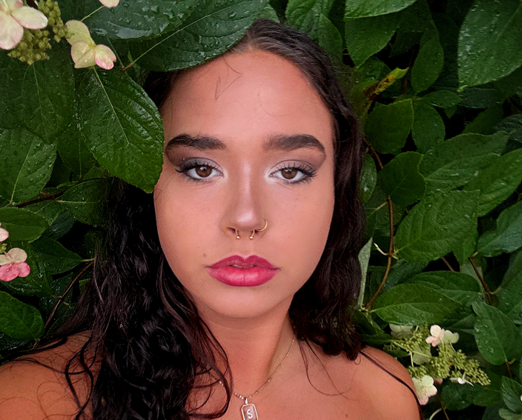 Sophia McIntosh to Headline Fall Concert Series at SpeakEZ Lounge