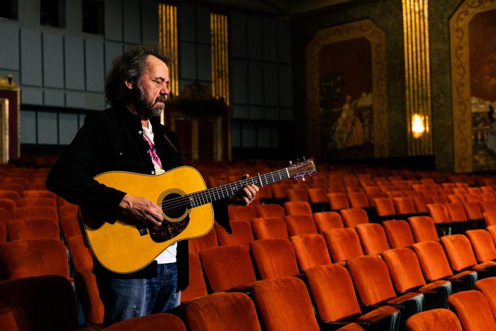 Singer-guitarist Dan Tyminski embraces superstar collaborations, love of live music